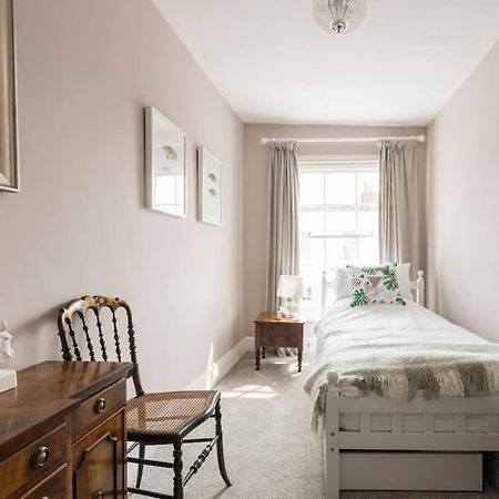 Four Bedroom Townhouse In Famous Suffolks Area Cheltenham Extérieur photo